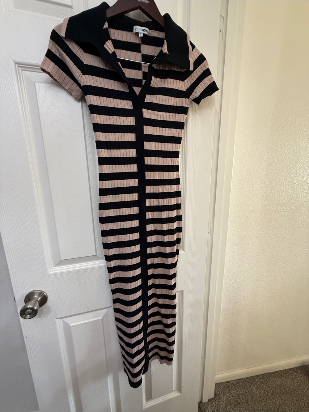 Fashion Nova Black and Blush Striped Polo Midi Dress with Collar